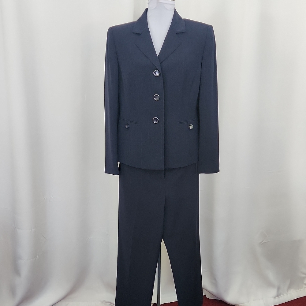 Kasper Petite 10P Navy Pinstripe Pant Suit Blazer & Trousers Career Professional - Picture 2 of 11
